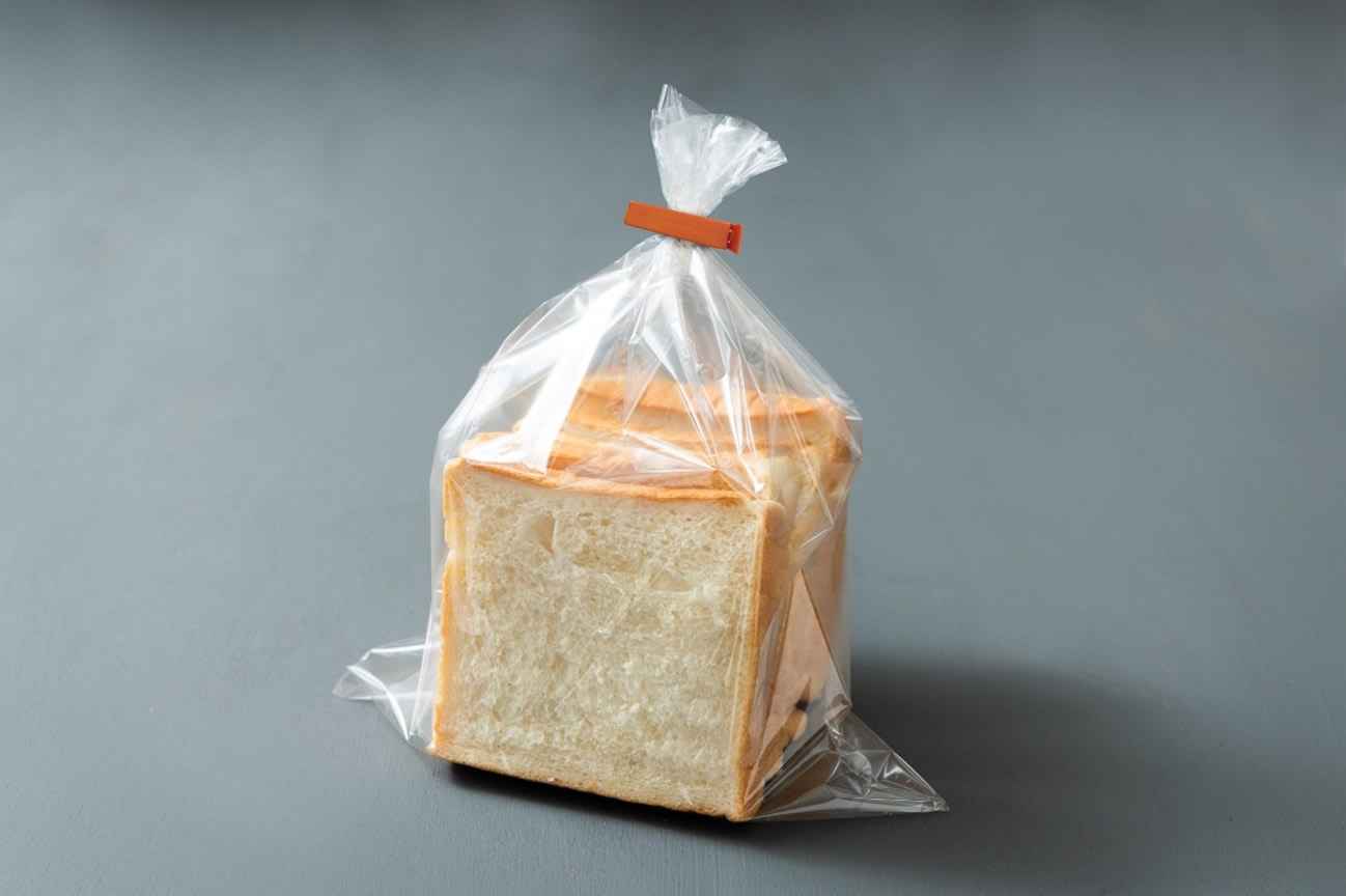 パンおいしいまま冷凍袋　使用イメージ